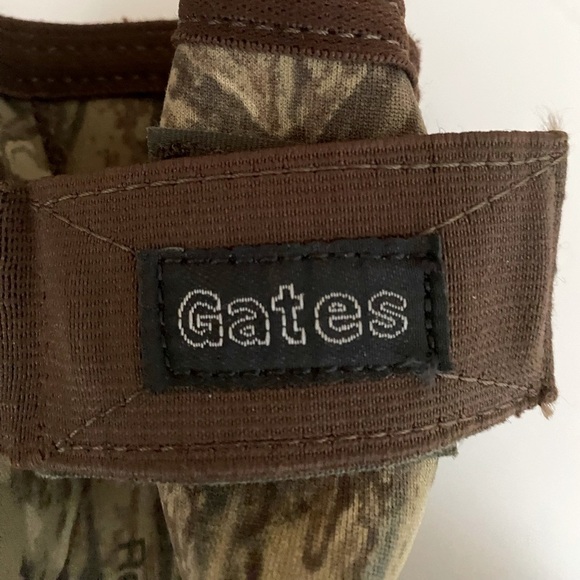 Gates REALTREE Camo Grip Adjustable Wrist Secure Fit Medium Hunting Gloves - Picture 10 of 11